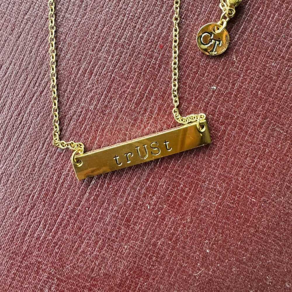 Horizon Necklace - Grain of Glory